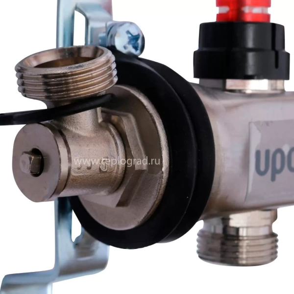 Коллектор Uponor Smart S на 8 выходов с расходомерами