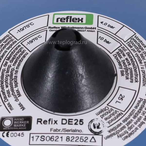 Расширительный бак Reflex DE 25 7304000