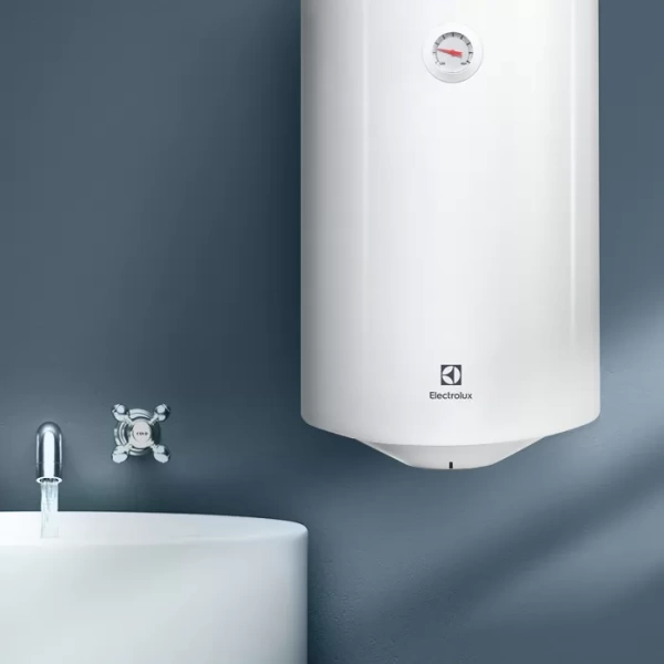 Водонагреватель Electrolux EWH 80 Quantum Pro
